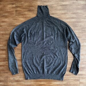 Zara merino turtleneck - excellent preowned condition